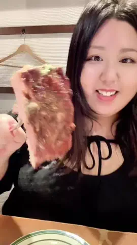 餅田れいなのTikTok投稿