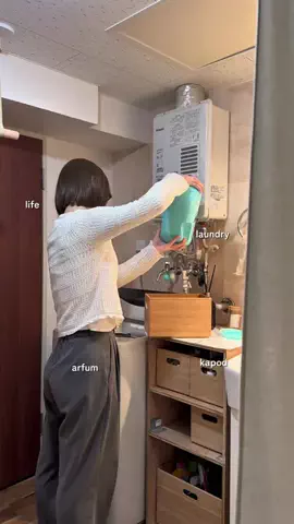 Momo  ｜ 20代ふたり暮らしのTikTok投稿