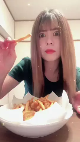 フッカルfamilyのTikTok投稿