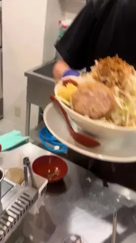 ニボラ→ひろし／宮崎ラーメンのTikTok投稿
