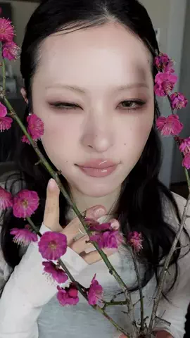 IKU makeupのTikTok投稿