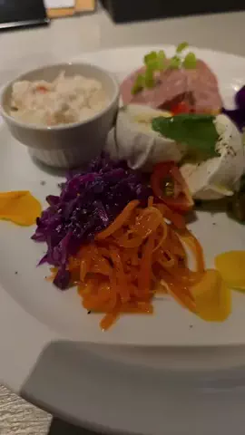 なお🍜のTikTok投稿