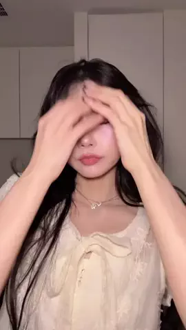月姫(るね)のTikTok投稿