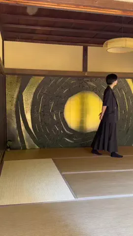 耳で聴く美術館のTikTok投稿