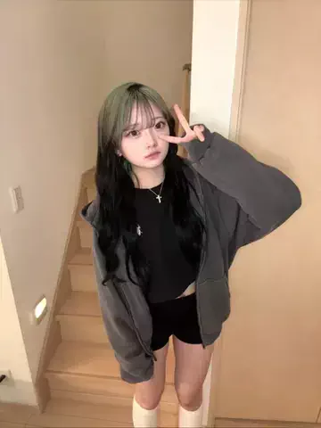 マナのTikTok投稿
