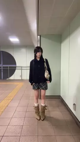 anneのTikTok投稿