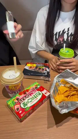 さなのTikTok投稿