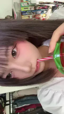 柚那(17)のTikTok投稿
