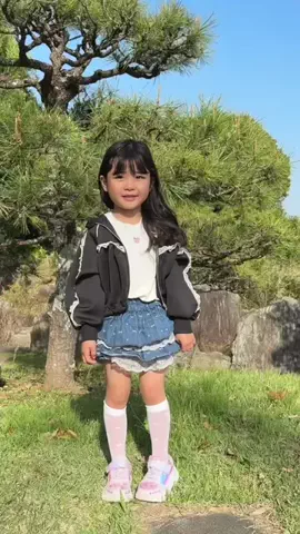 れおみおのTikTok投稿