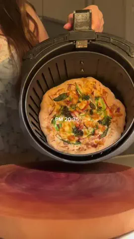 JIMI じみのTikTok投稿