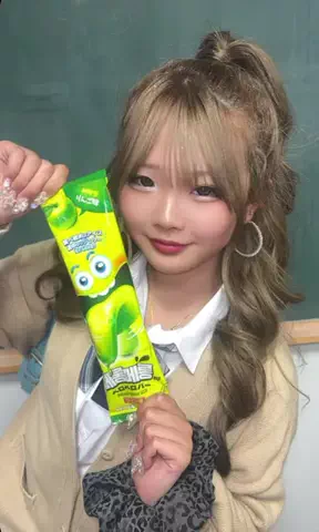ゆなぽよのTikTok投稿