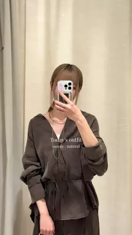 unaのTikTok PR投稿：とろっと生地のセットアップ🍁 #カジュアル #秋コーデ #O…