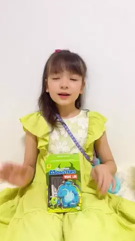 えみり　EmilyのTikTok投稿