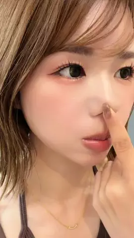 TOMOKA【メイク動画 】のTikTok投稿