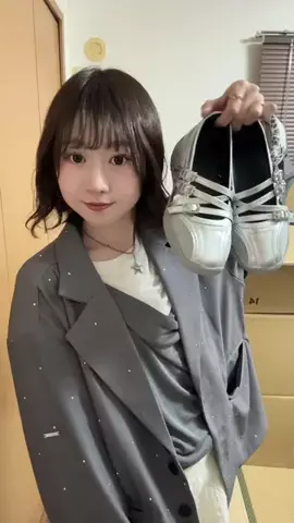 コーデ日記(ちひろ)のTikTok投稿