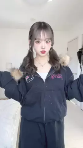 れいらのTikTok投稿