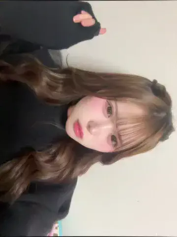 りなちーのTikTok投稿