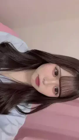 りなちーのTikTok投稿