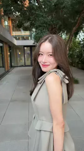 新山桃子のTikTok投稿