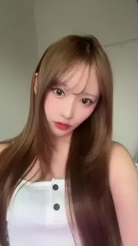 水瀬七華のTikTok投稿