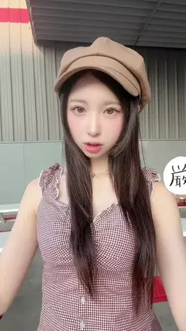 唯愛のTikTok投稿