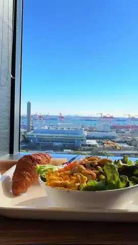 しがないOLの休日のTikTok投稿