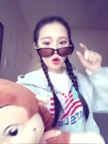 しぃの💋🤍のTikTok投稿