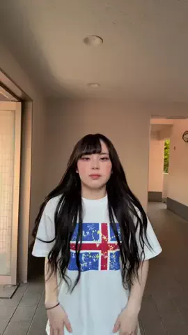 笑わない方のTikTok投稿