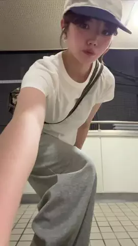 MiaのTikTok投稿