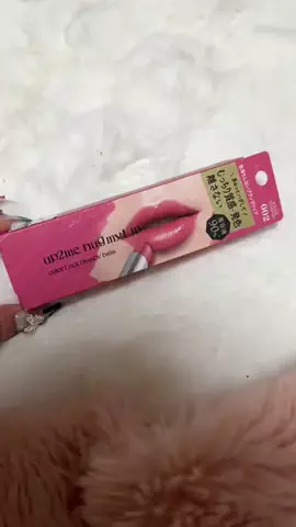 めろんぱんのTikTok投稿