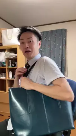 じあり🕳️🐜のTikTok PR投稿：みんなもぜひ、使ってみてね💁🏼✨ #牛革トートバッグ …