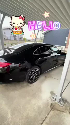 ありさkitty🩷車は部屋のTikTok投稿