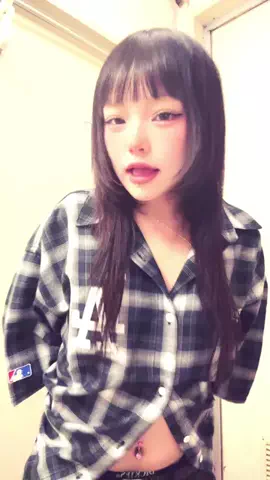 なな恵のTikTok投稿