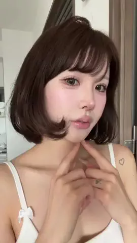きらら🎀みつごのたまごのTikTok投稿