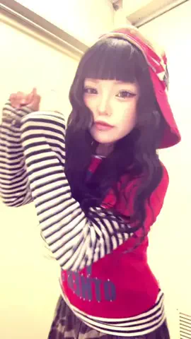 なな恵のTikTok投稿
