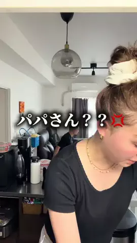 限界OLエリザベスのTikTok投稿