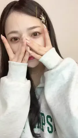 【ヘラヘラ三銃士】さおりんのTikTok投稿
