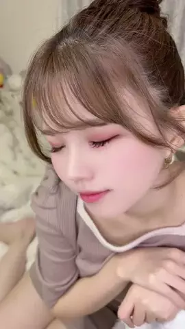 横山あみのTikTok投稿