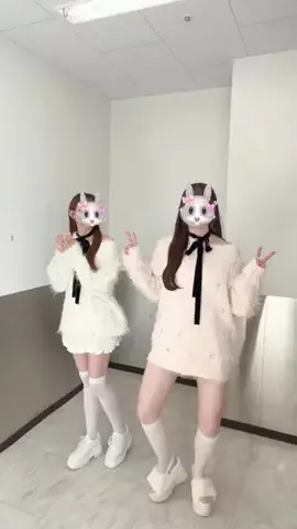 ゆかこのTikTok投稿