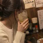 ほろ酔い女子大生のアイコン