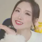 らむんじょ｜奇跡の49歳👑元美容部員の正直レビュー🌹のアイコン